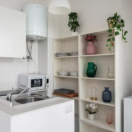 Appartement Studio Apt - Duomo 6 Milaan